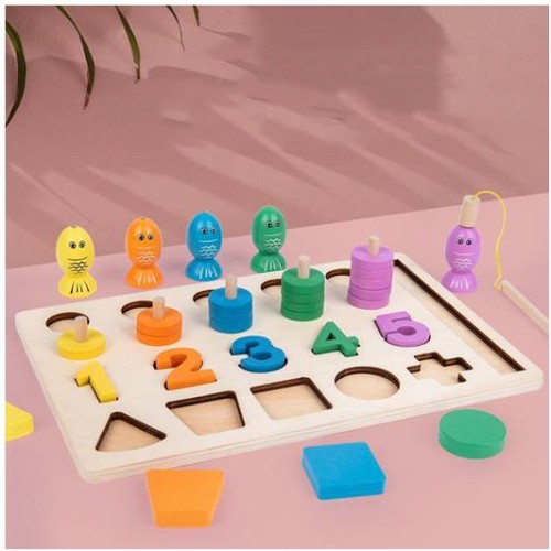 Багатофункціональна дошка 22х15 см навчальна: цифри від 1 до 5, кільця для лічби, фігури, магнітна рибалка, у коробці 23х15,5х3 см