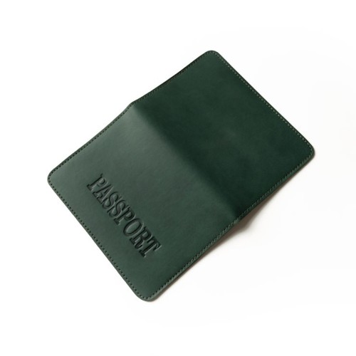 Обкладинка на паспорт «Winner», зелена, 100х135 мм, ТМ Brisk