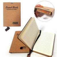 Блокнот А6 на 92 аркуші у клітинку з картонною обкладинкою, ТМ Leader