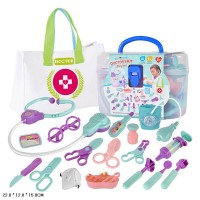 Набір лікаря: шприц, сумка, стетоскоп та інші аксесуари, у валізі 22х12х15 см