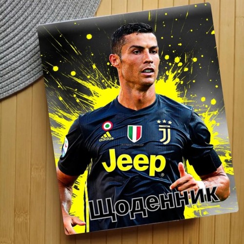 Щоденник шкільний «Cristiano Ronaldo» 16,5х24 см на 40 аркушів з матовою ламінацією та тисненням фольгою, ТМ Мандарин