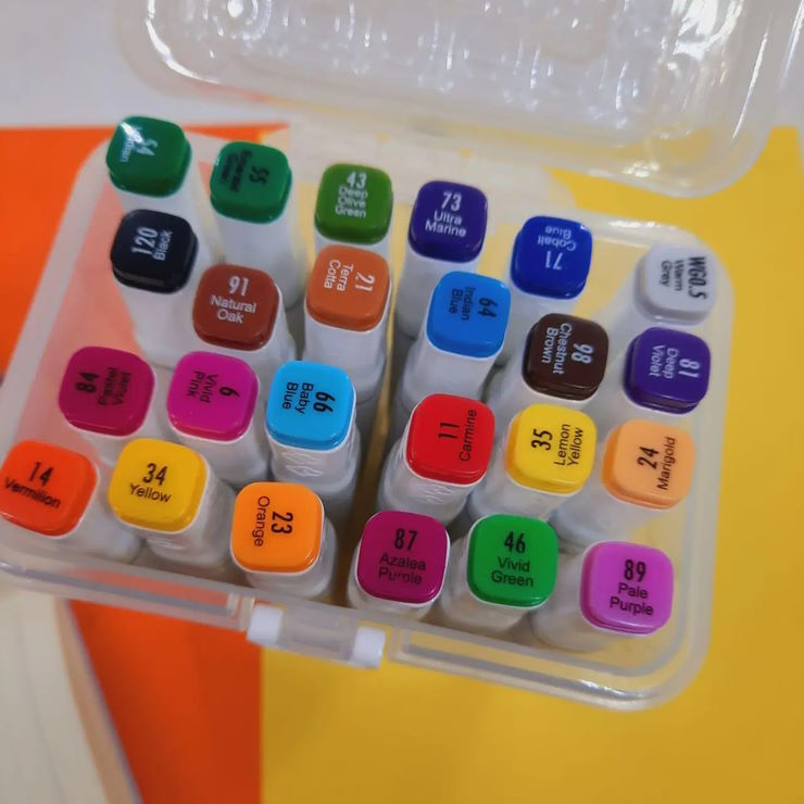 Набір скетчмаркерів «Mouse» на 24 кольори з кругл/скош. наконечником у трикутному корпусі, у пластиквомо футлярі