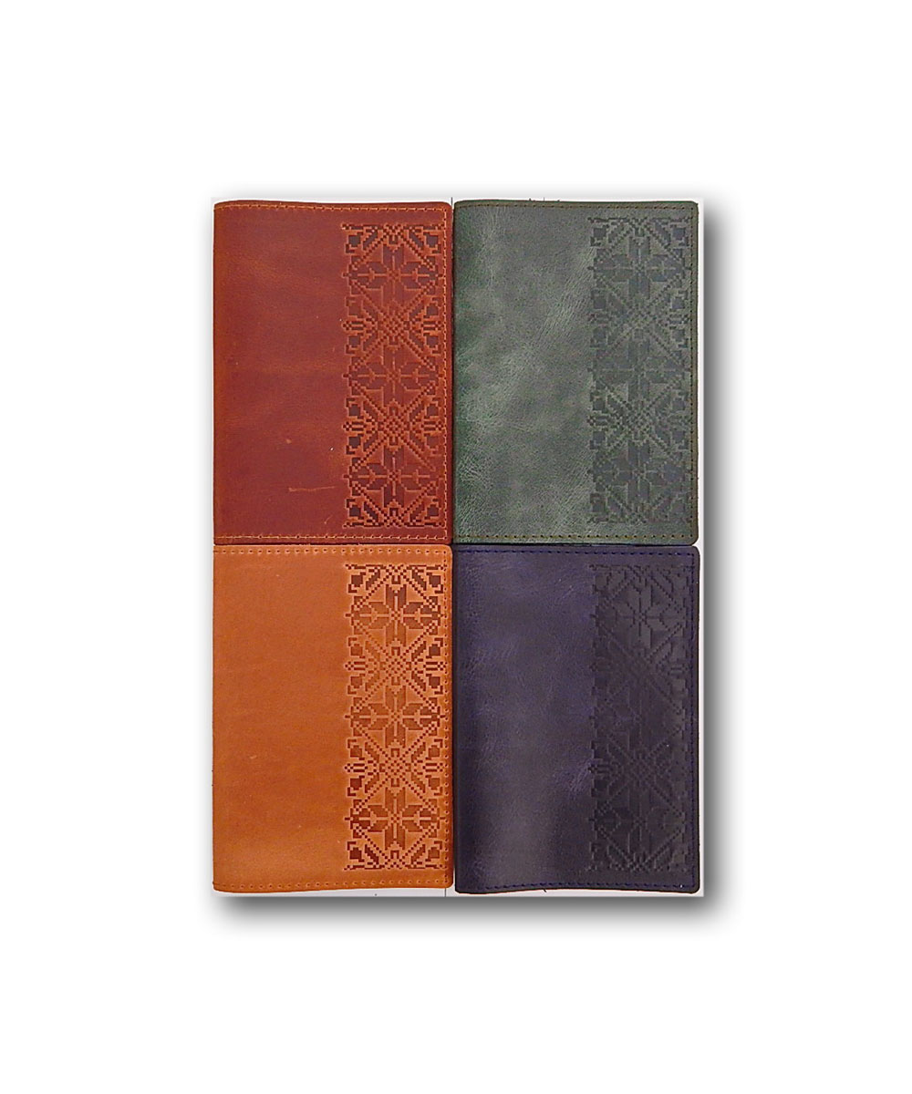 Обкладинка на документ «Вишиванка» 95х135 мм зі шкіри, в асортименті