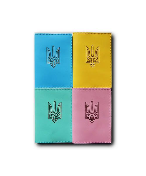Обкладинка на паспорт «Тризуб» №2 зі шкіри, 135х100 мм