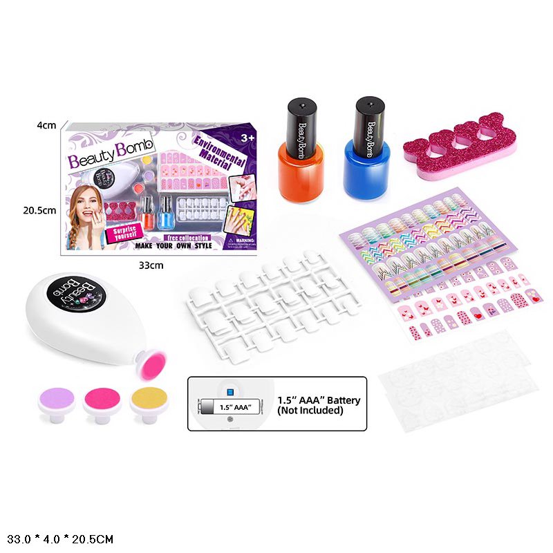 Набір для манікюру: лаки, накладні нігті, прилад для стемпінгу, пилочка, на батарейці, у коробці 33х4х20 см