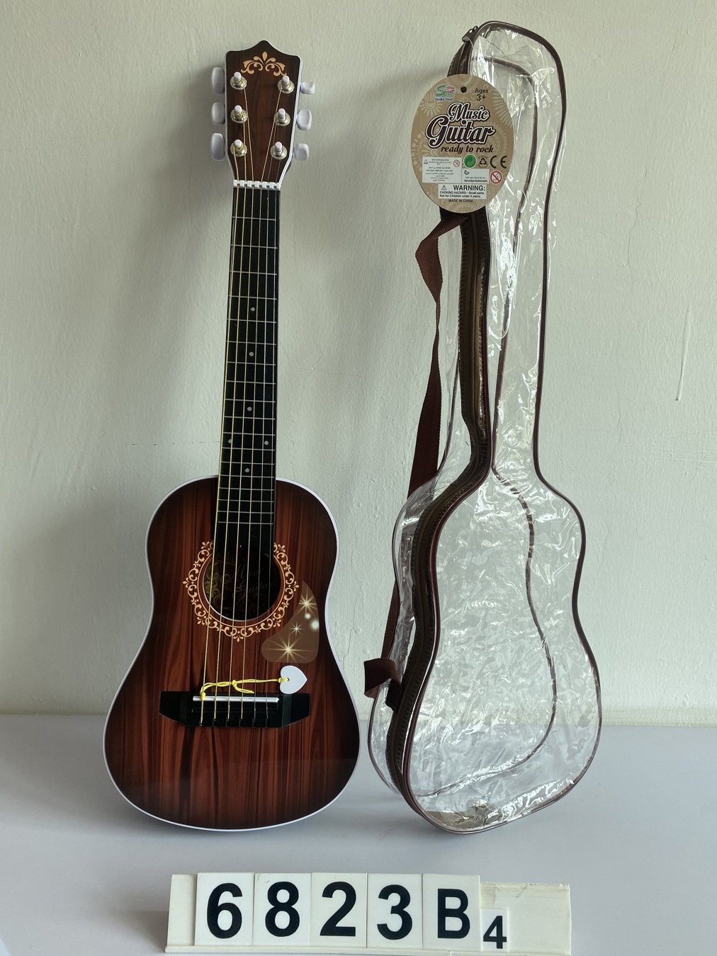 Гітара, у сумці 22х7,5х68 см