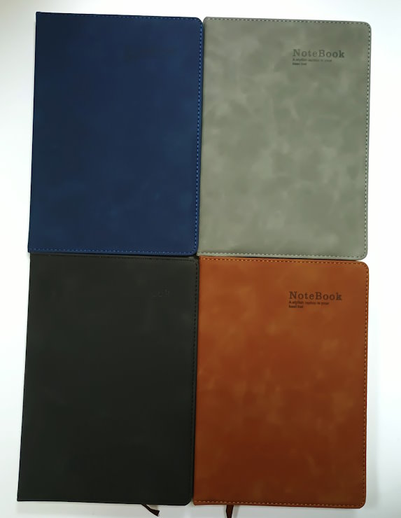 Блокнот А5 на 160 аркушів у клітинку з обкладинкою зі шкірзаму, в асортименті