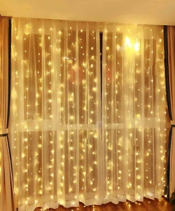 Гірлянда «Штора» 1,8х1,2 м на 120 LED-лампочок від мережі, біле тепле світло