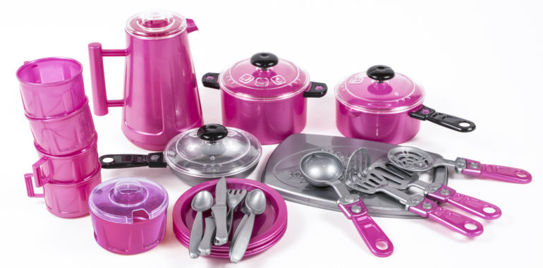 Набір посуду «Іриска 6» з 38 елементів, у коробці 26х10х19 см, ТМ Оріон