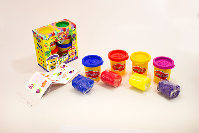 Тісто для ліплення «Master Do» 4 банки по 50 г, у коробці 11х5,5х11 см, ТМ Данко Тойс